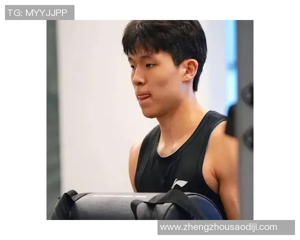 杨瀚森:首发登场不适应节奏和对抗,会向埃迪学中锋如何生存 杨瀚森:首发登场不适应节奏和对抗,会向埃迪学中锋如何生存